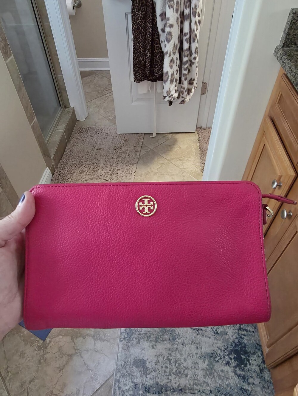 Tory Burch Pink Leather Zip Clutch Wallet Crossbody